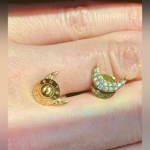 Stunning Henri Bendel Gold Tone Stud Earrings New Moon. High end Quality Jewelry